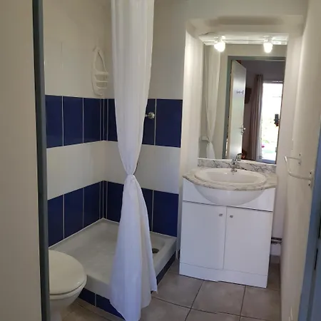 Maisonnette Dans Vacance Avec Terrasse Jardin Piscines Ξενοδοχείο Μπεζιέ