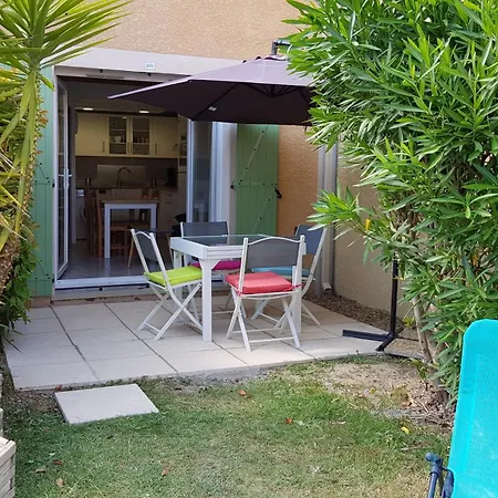 Ξενοδοχείο Maisonnette Dans Vacance Avec Terrasse Jardin Piscines Μπεζιέ